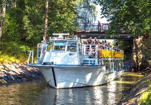 Helsinki kanalları boyunca kruiz